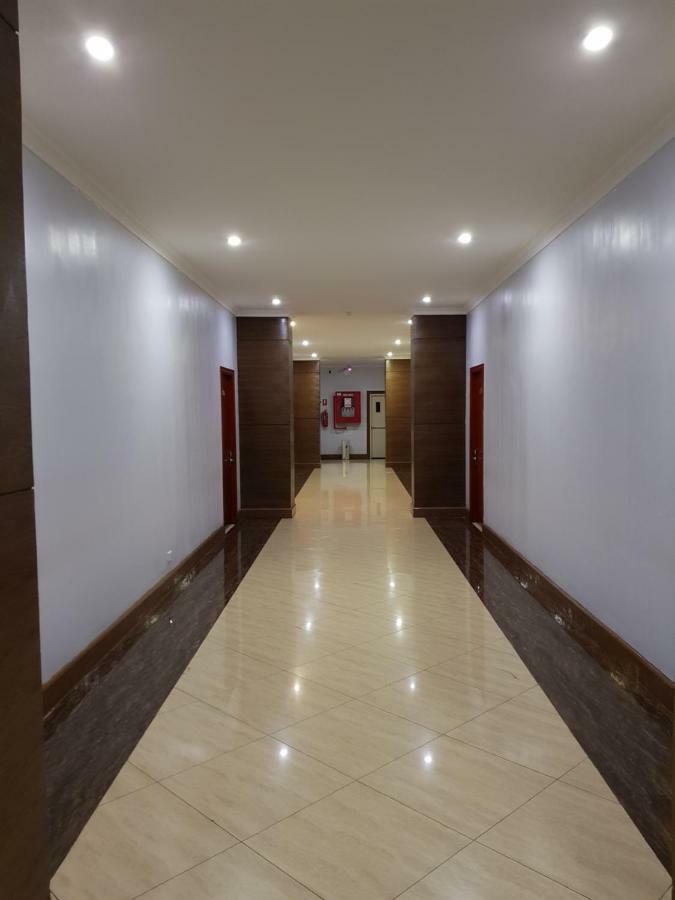 Lae City Hotel Extérieur photo