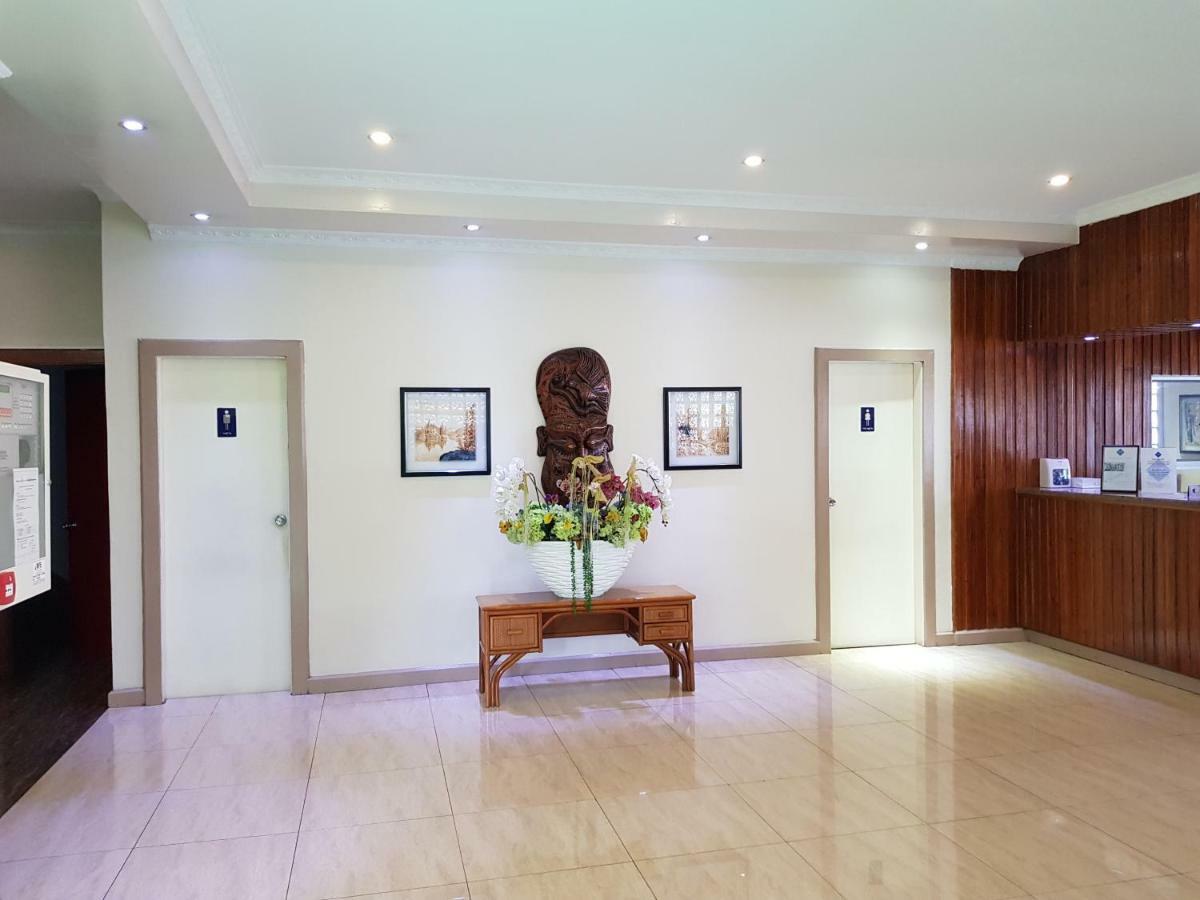 Lae City Hotel Extérieur photo